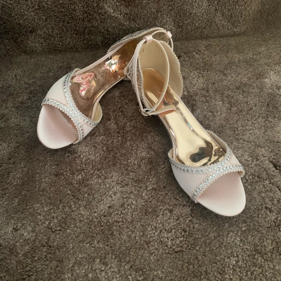 🗼 Gorgeous Pumps with Rhinestone - Picture 8 of 12